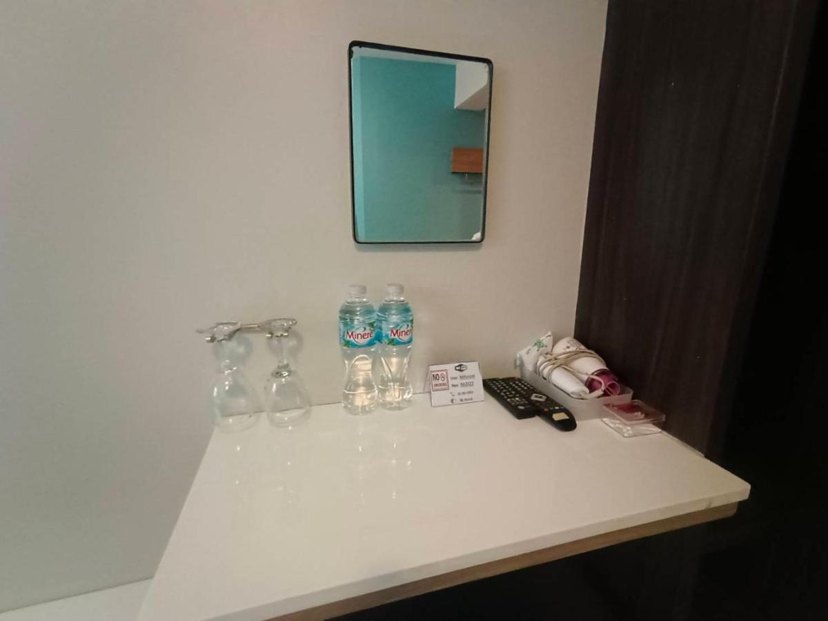 Хостел Bb House Rambuttri Бангкок Екстер'єр фото