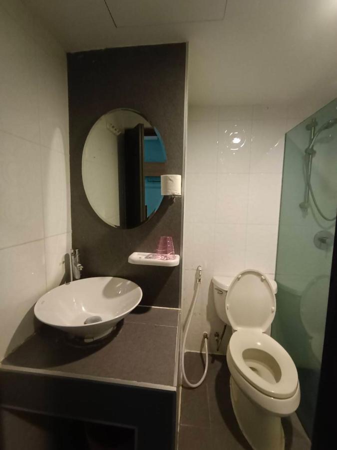 Хостел Bb House Rambuttri Бангкок Екстер'єр фото